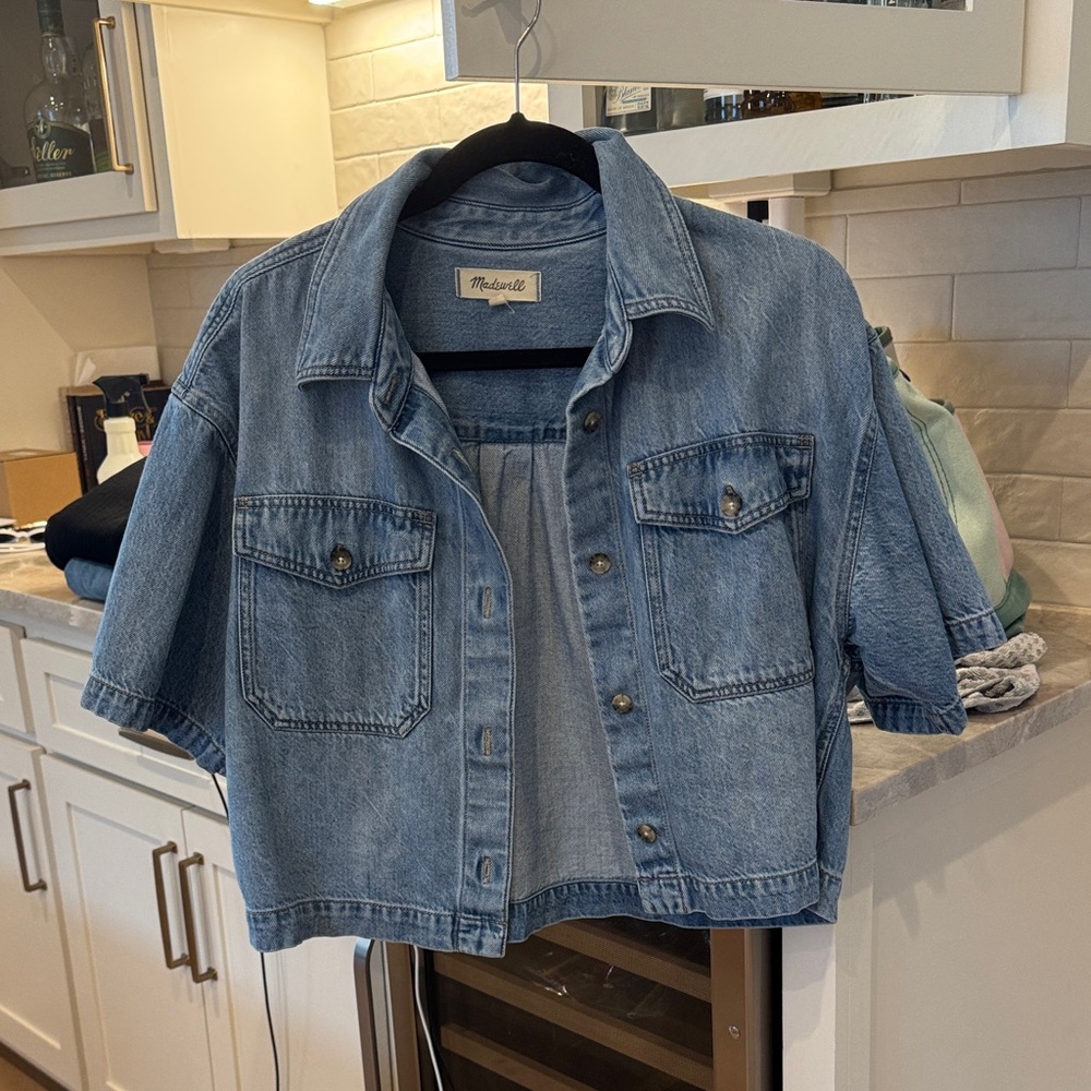 Madewell Light-Wash Cropped Denim Jacket